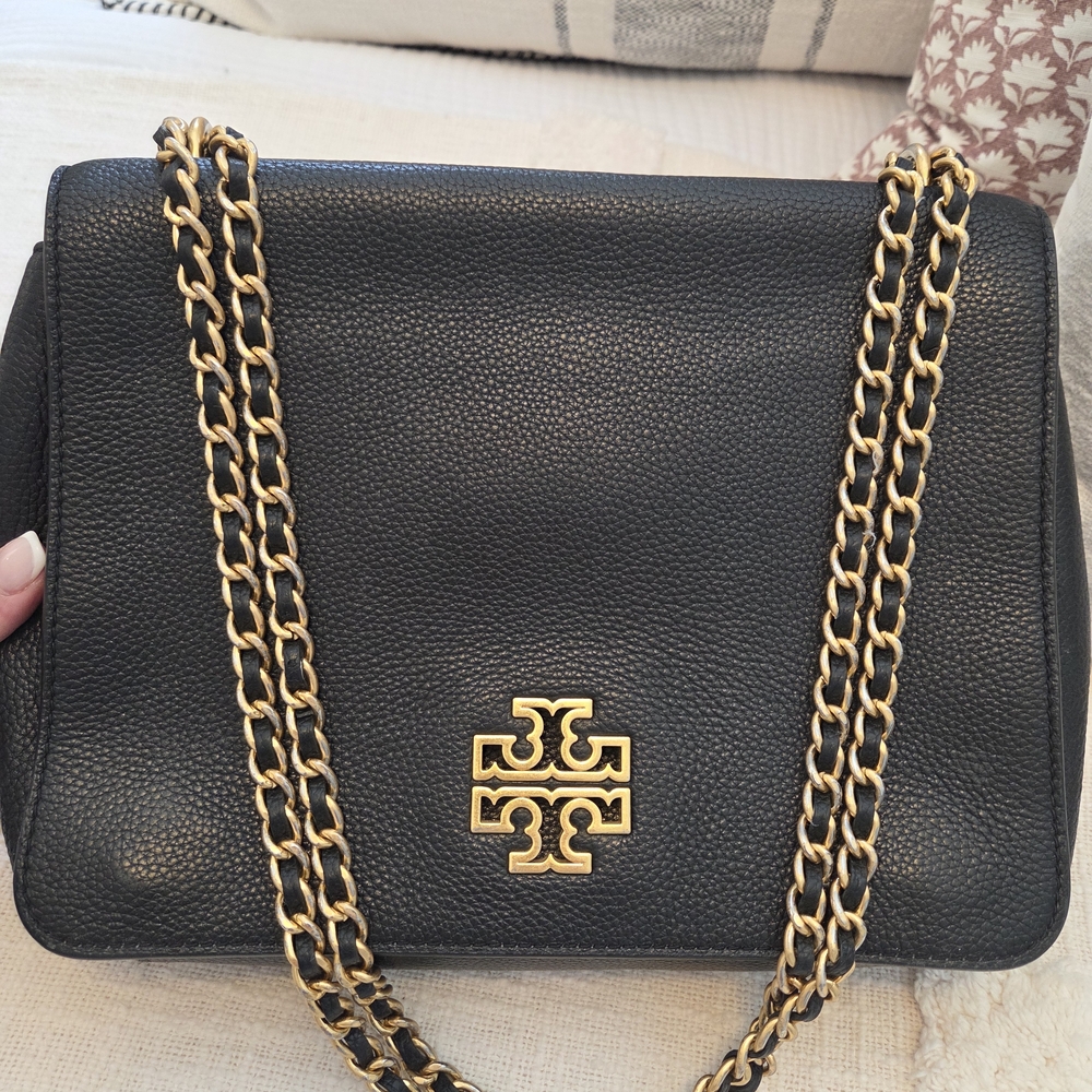 Tory Burch Black Shoulder Bag with Gold Chain